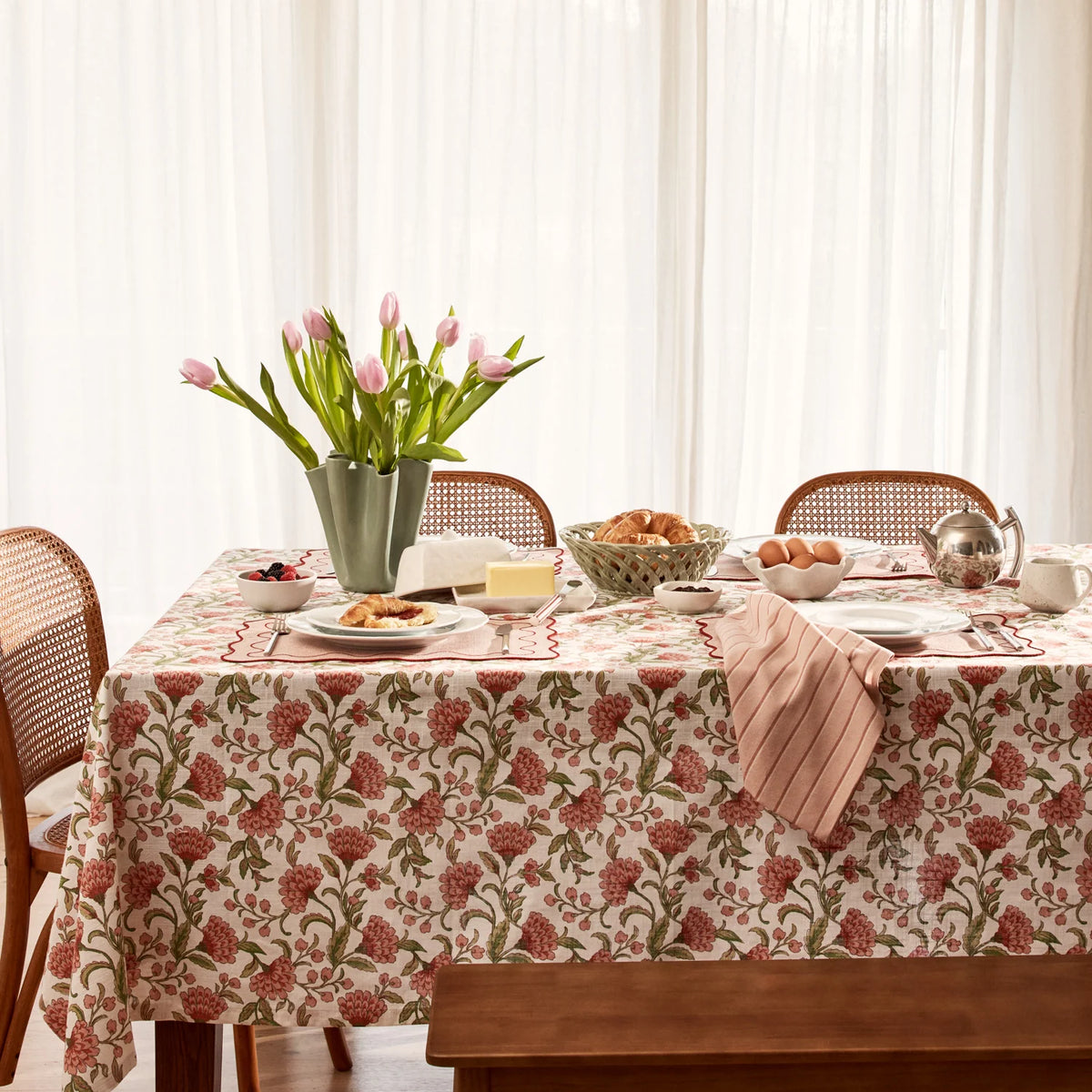 Georgia Pink/Green Tablecloth 150cm x 230cm