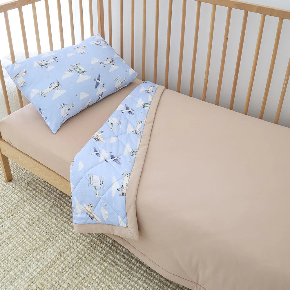 Taking Flight Cot Comforter