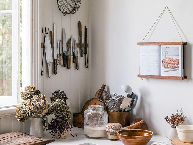 Book Frame Blonde Hardwood