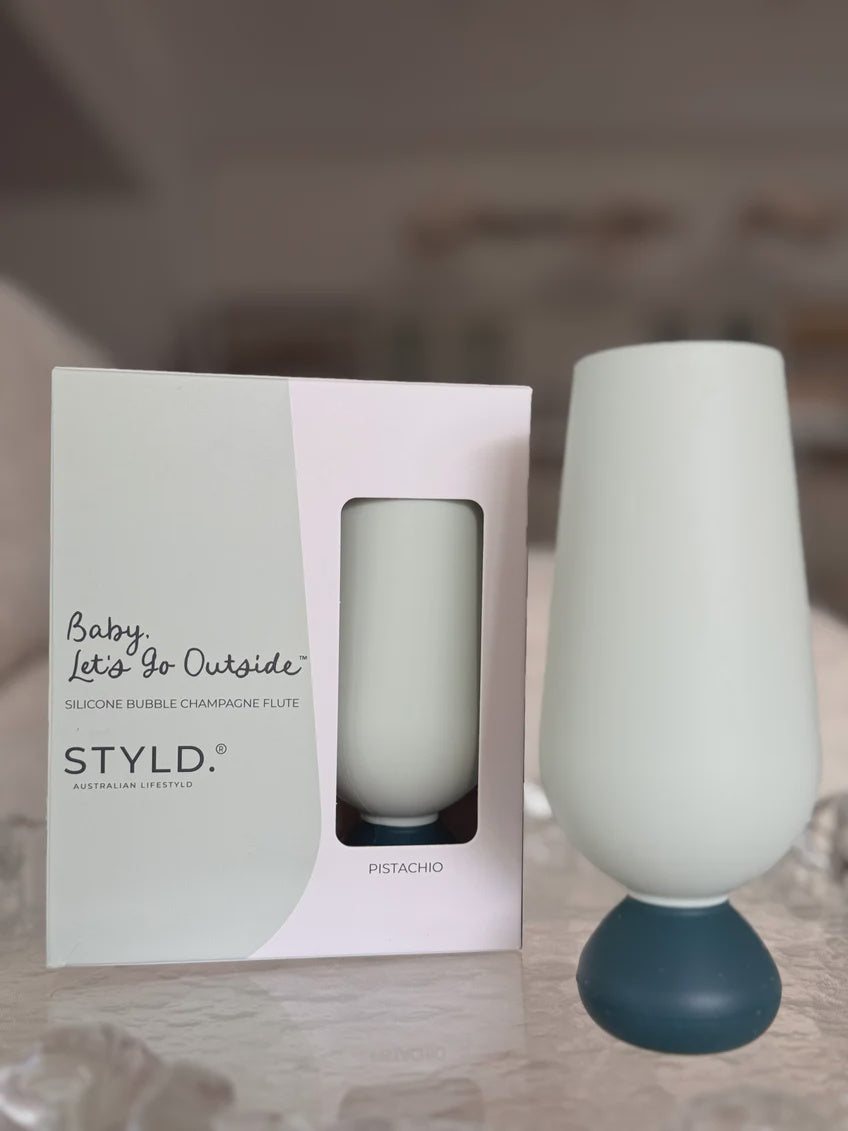 Silicone Bubblie Champagne Pistachio 2pk