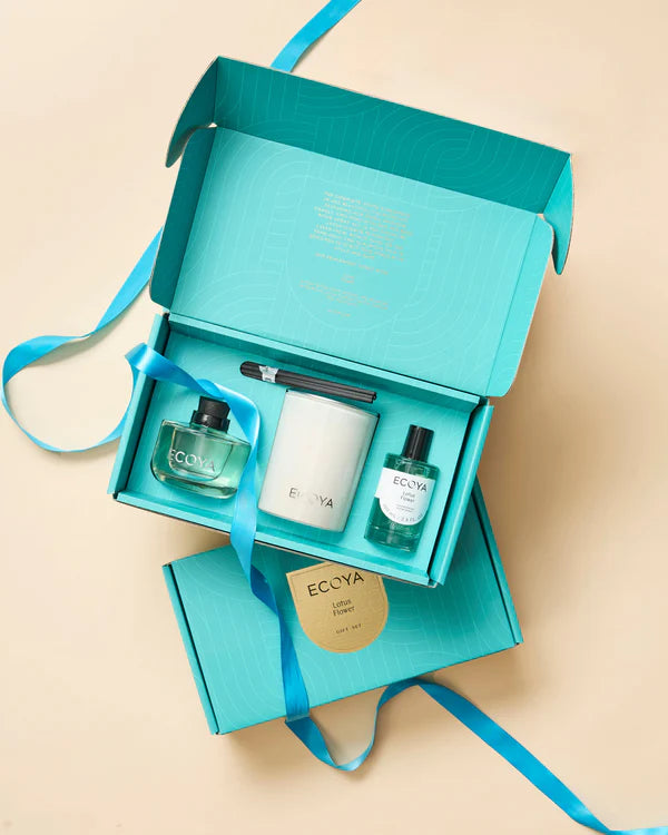 The Luxe Edit Lotus Flower