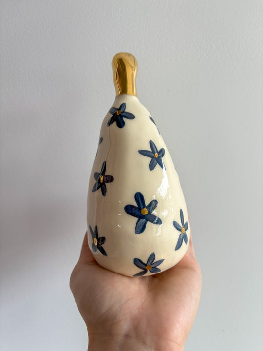 Large Pear Navy Flower