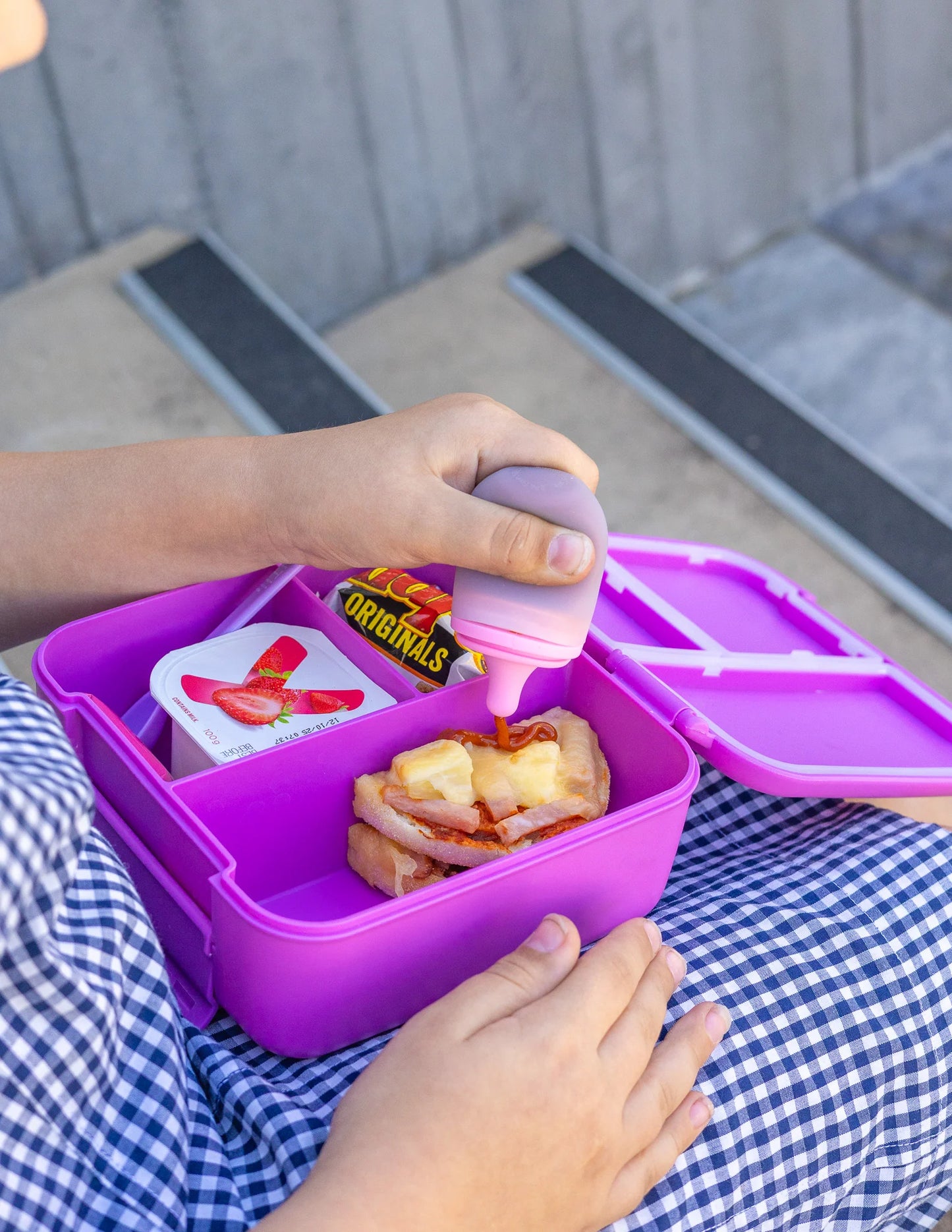 Sauce Bottle Floss & Lilac