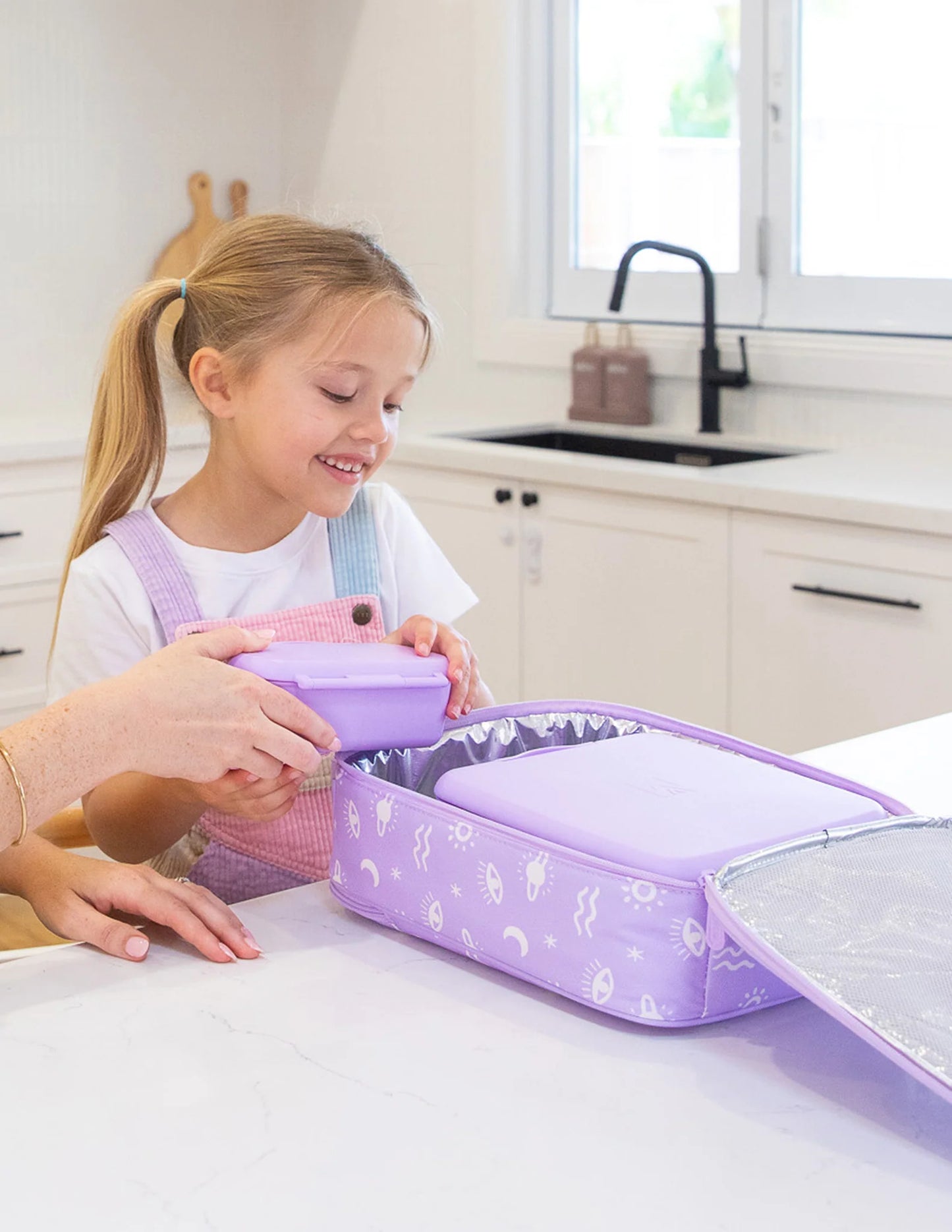 Insulated Lunch Bag Cosmic Bloom