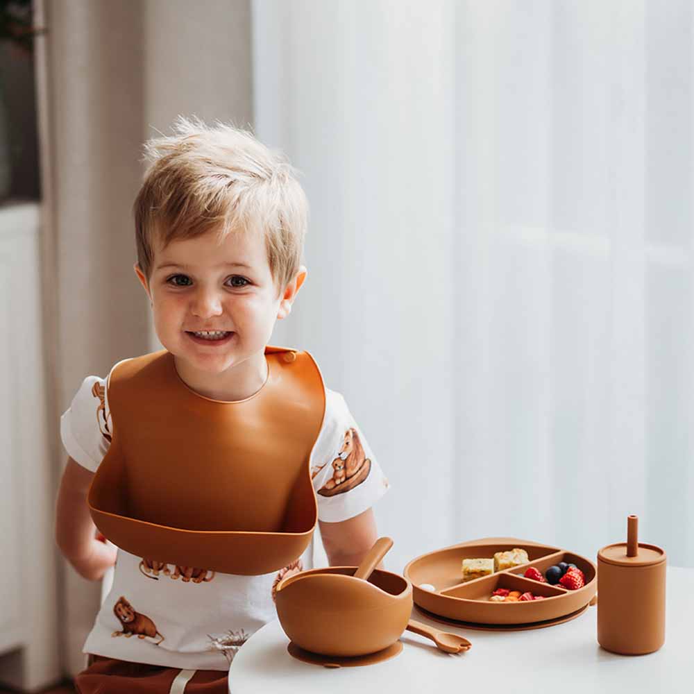 Silicone Bib Chestnut