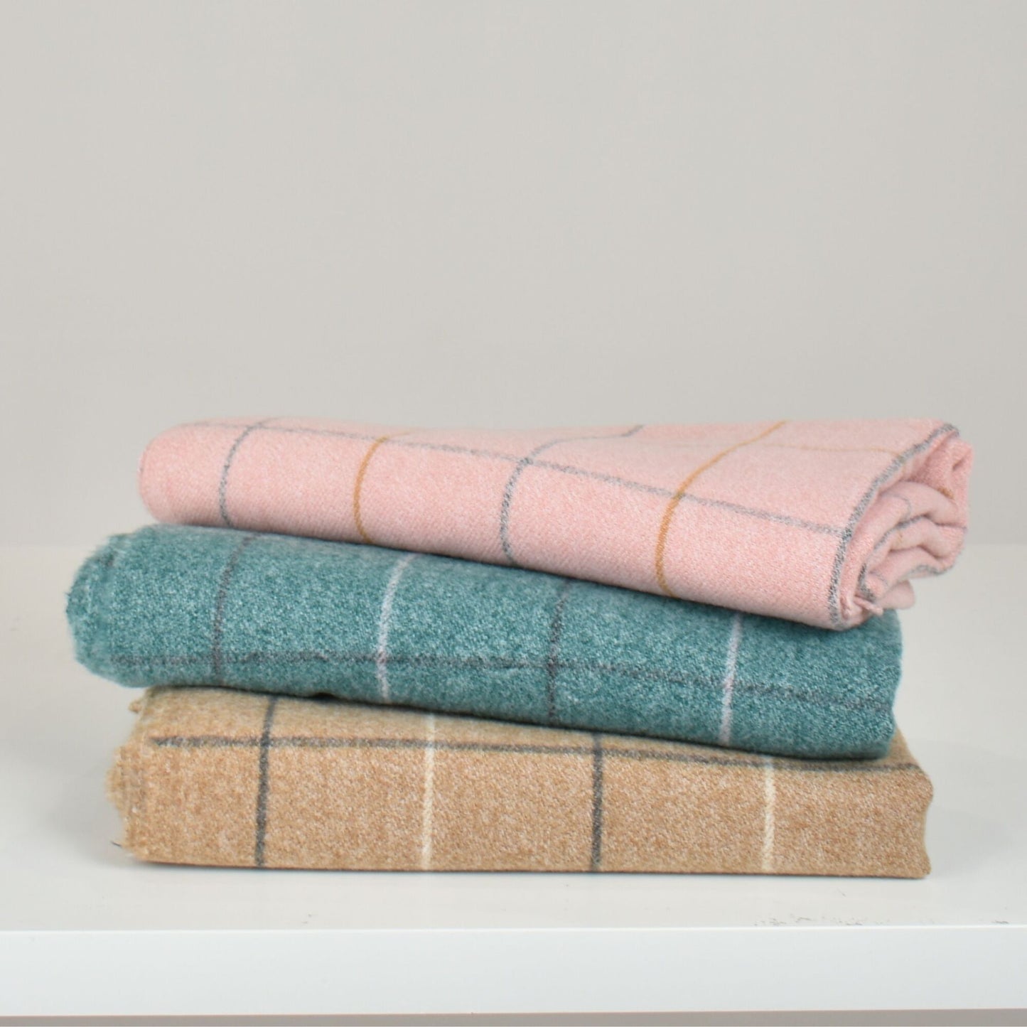 Grid Check Scarf Pink