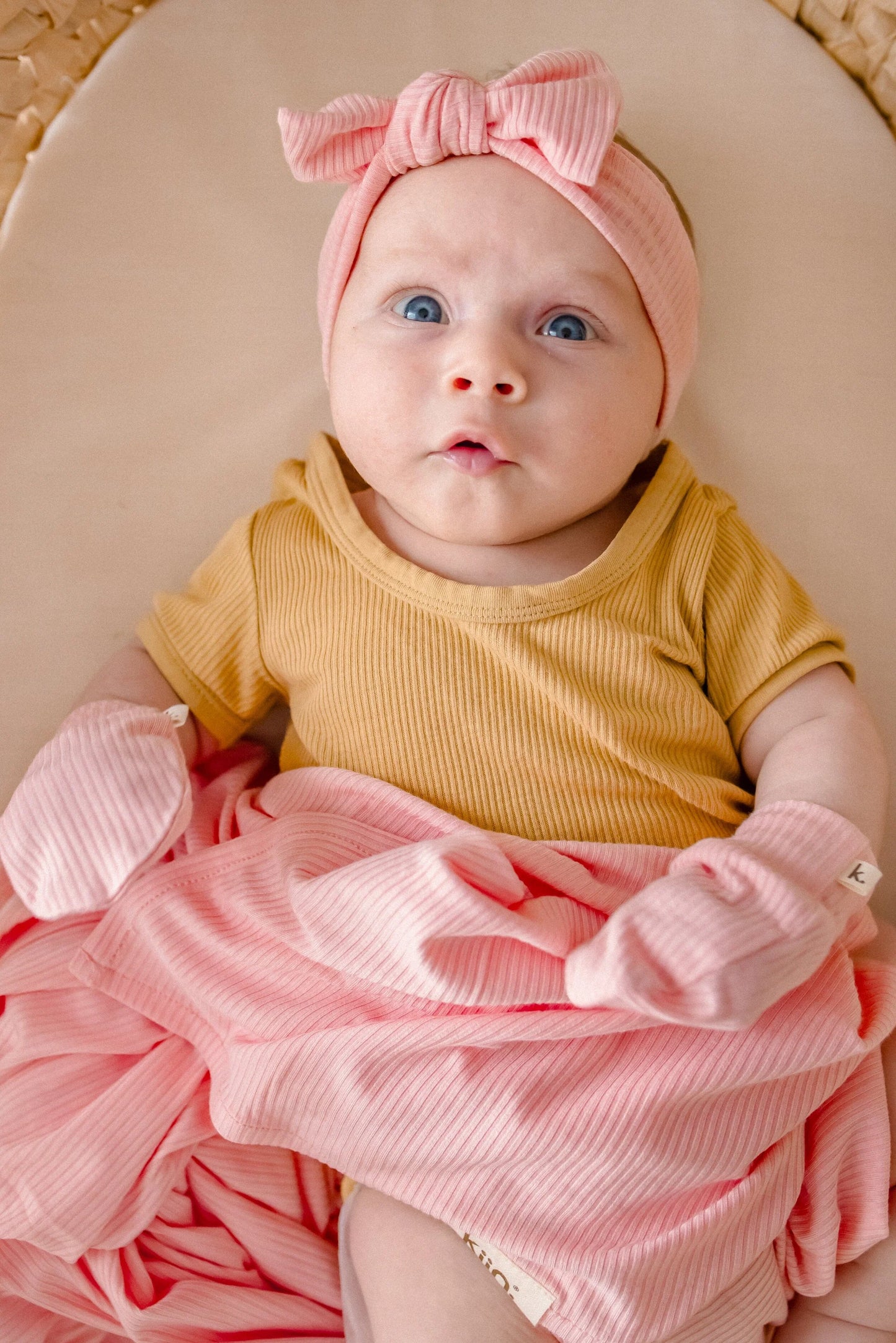 Bamboo Stretch Mittens Peony