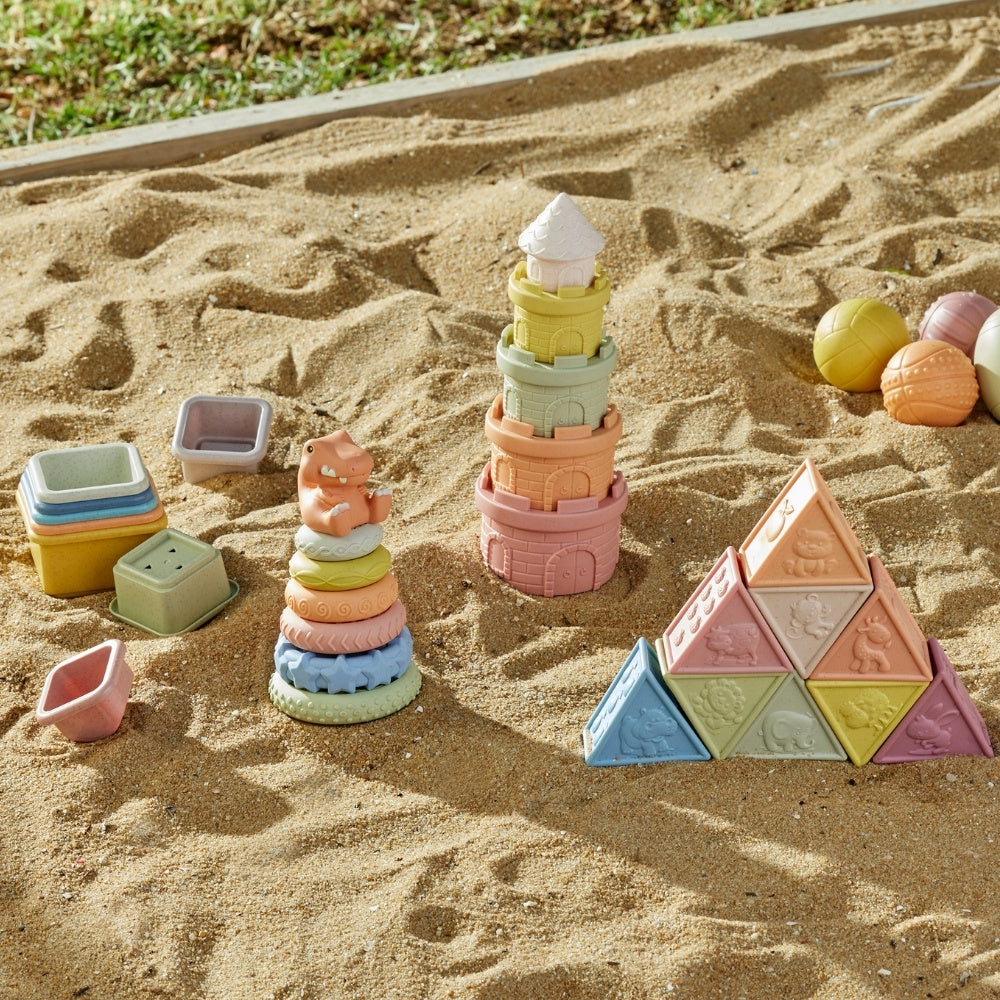 Eco-Friendly Splash & Pour Boats